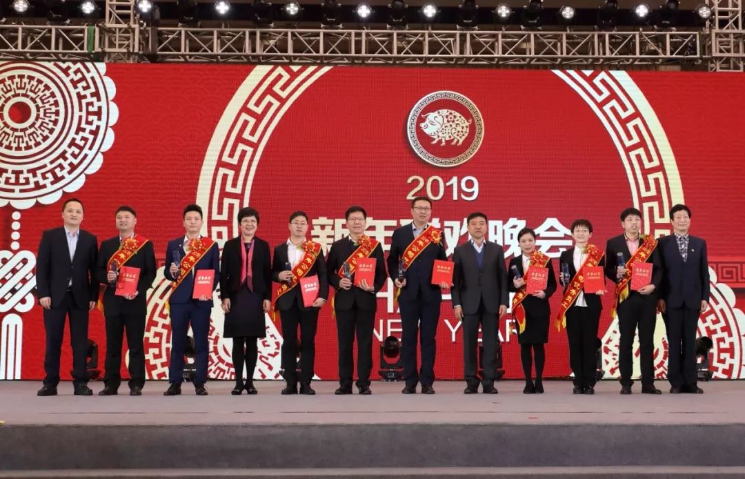 15487277692189386C0e.jpg 19.jpg